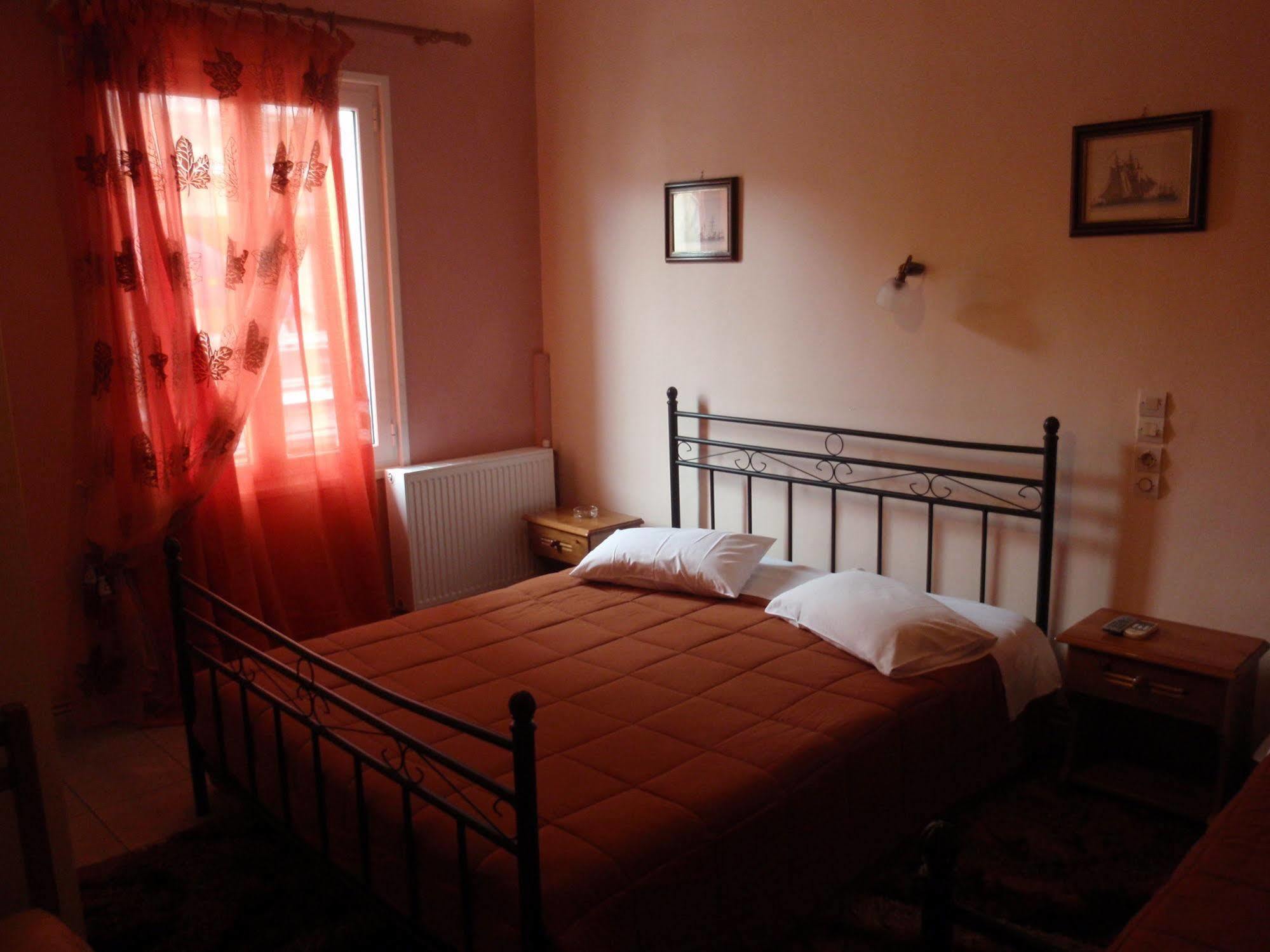 Hera Hotel Нафплион Экстерьер фото